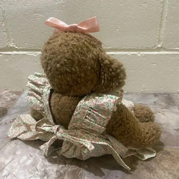 Stuffed Plush Bear 1995 Cottage Collectible Named "Meredith" in great  condition - Picture 7 of 16
